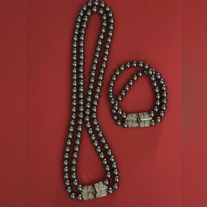 Sophisticated Gray and Silver Double-Strand Pearl Necklace
